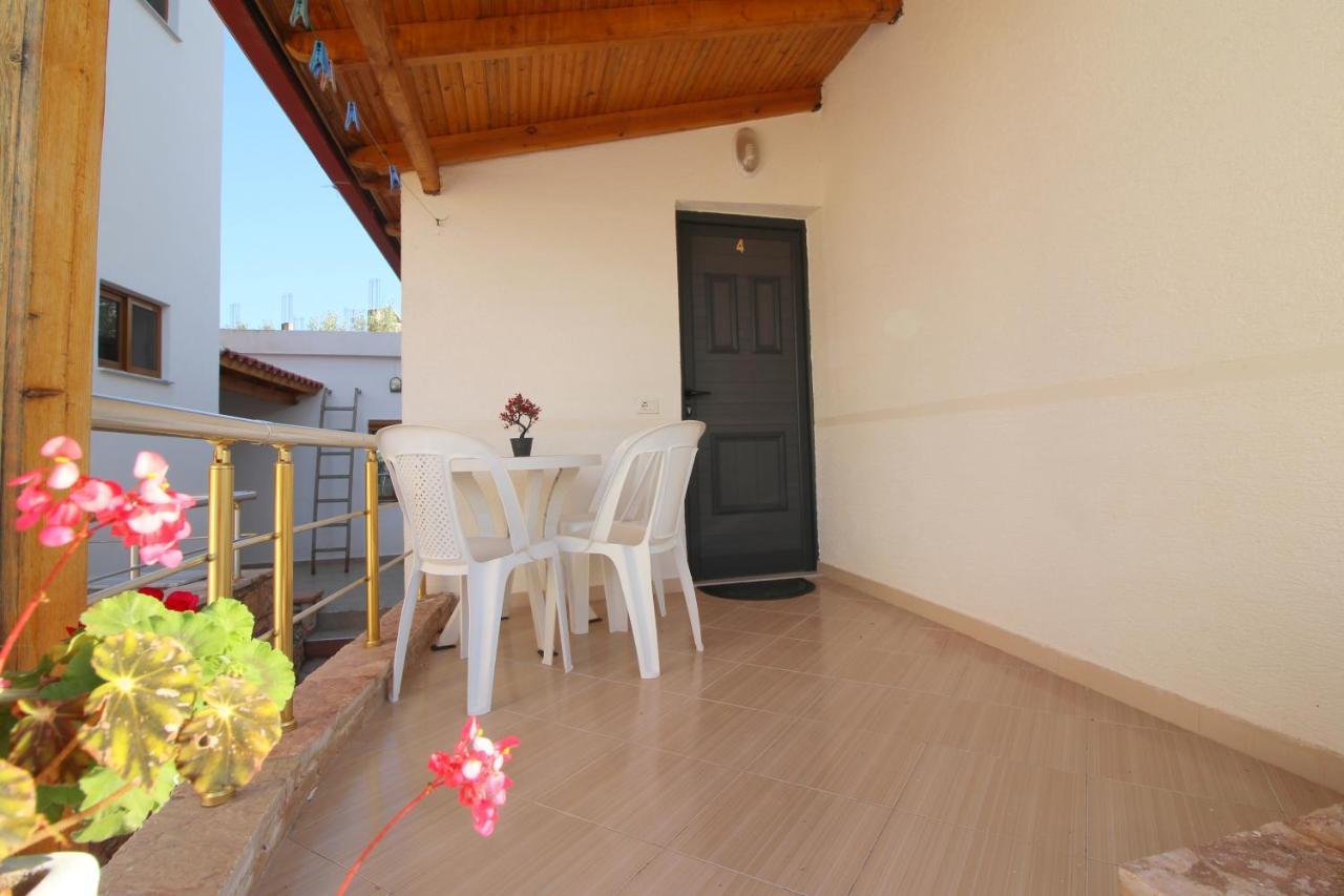 Emerald Inn Ksamil Ngoại thất bức ảnh
