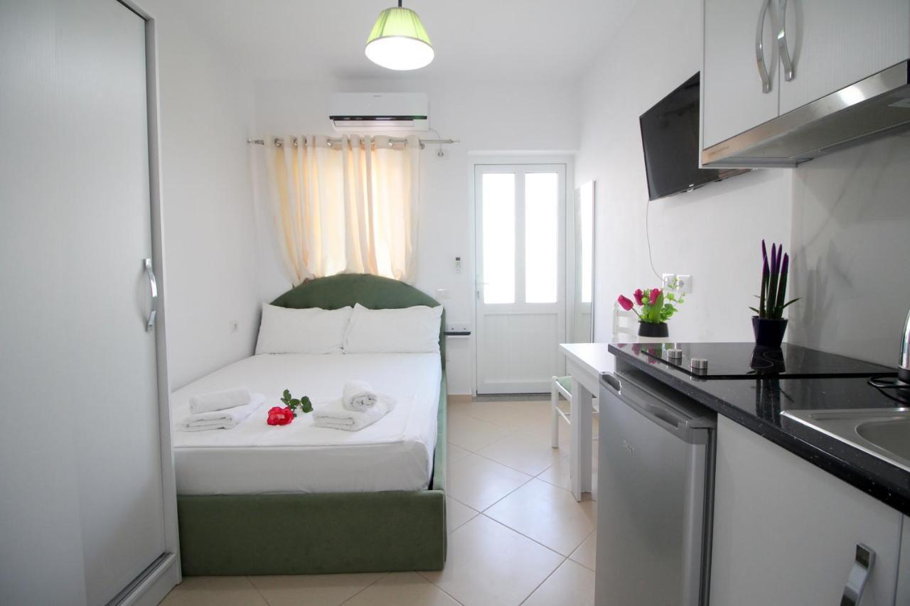 Emerald Inn Ksamil Ngoại thất bức ảnh