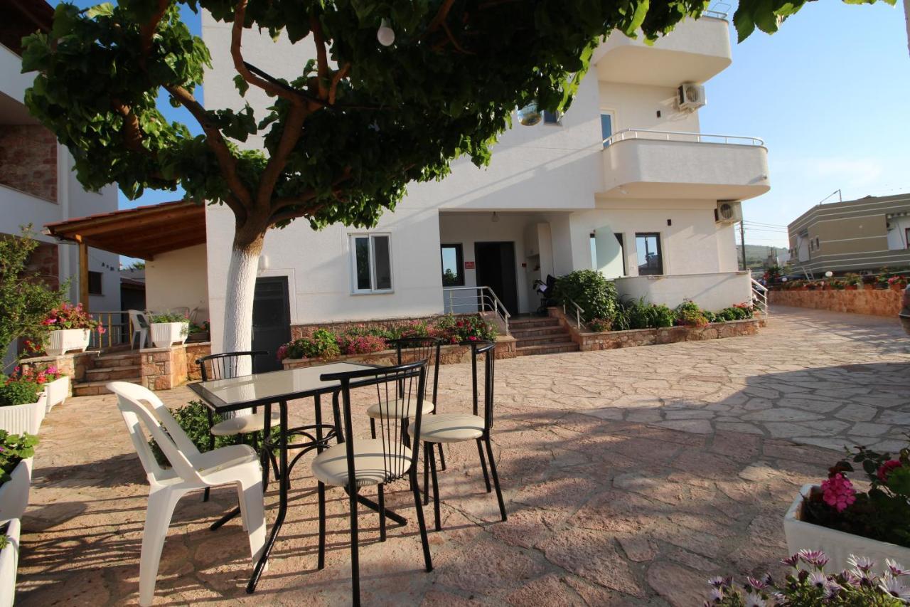 Emerald Inn Ksamil Ngoại thất bức ảnh