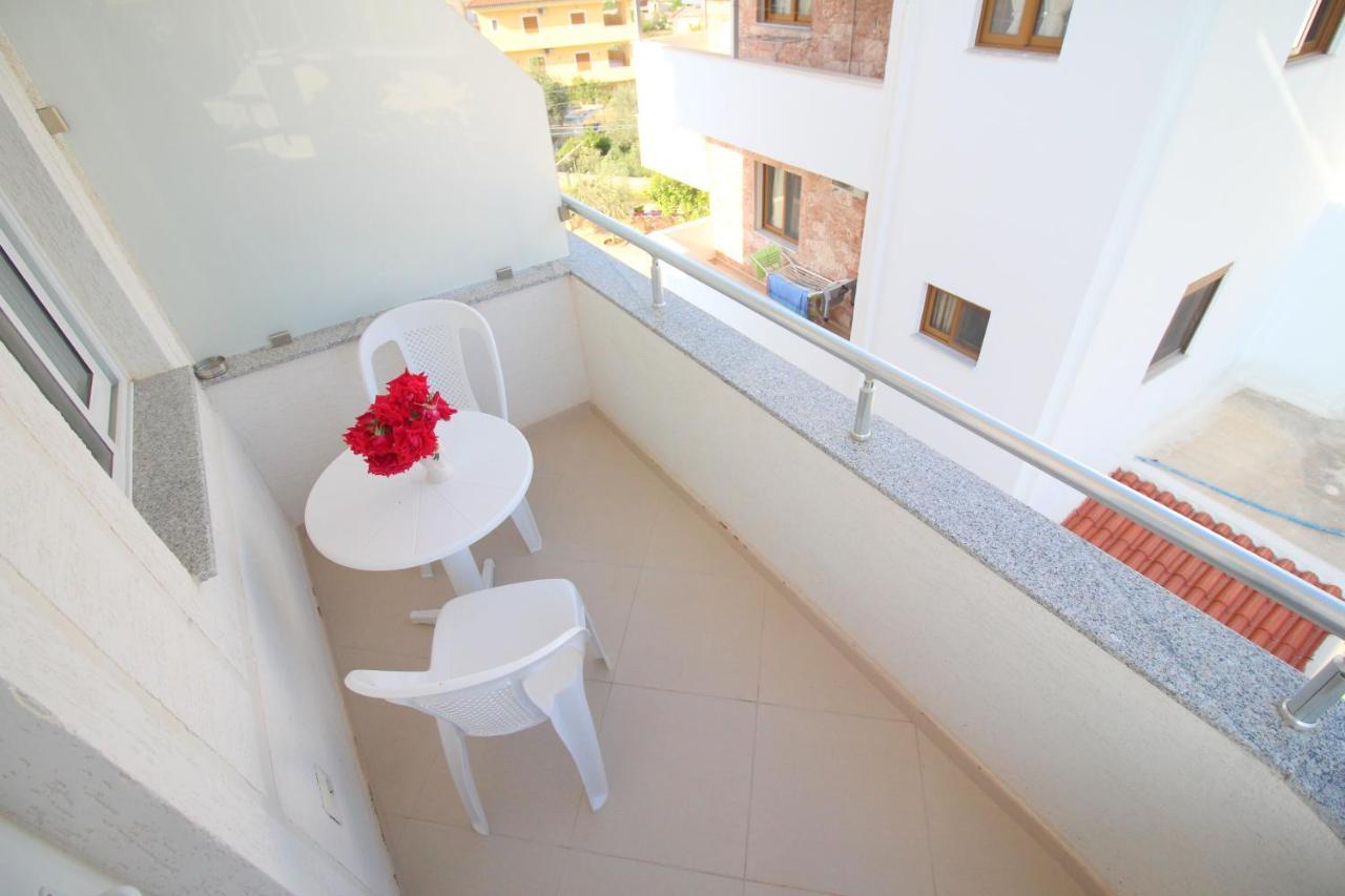 Emerald Inn Ksamil Ngoại thất bức ảnh