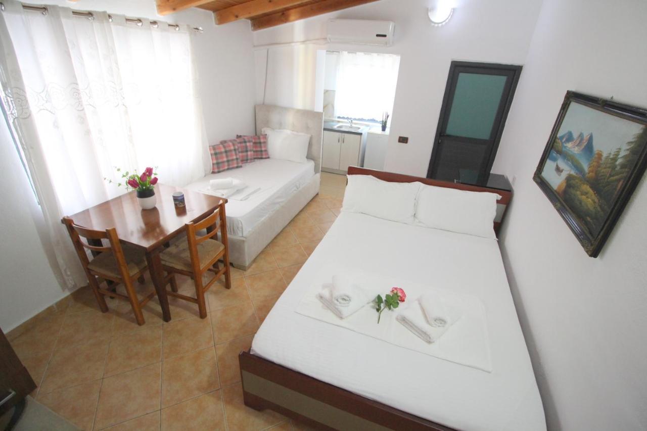 Emerald Inn Ksamil Ngoại thất bức ảnh