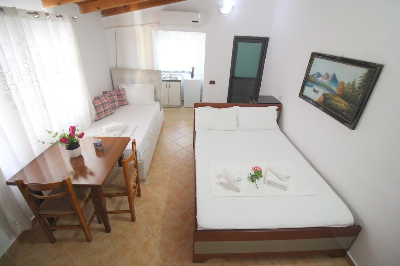 Emerald Inn Ksamil Ngoại thất bức ảnh