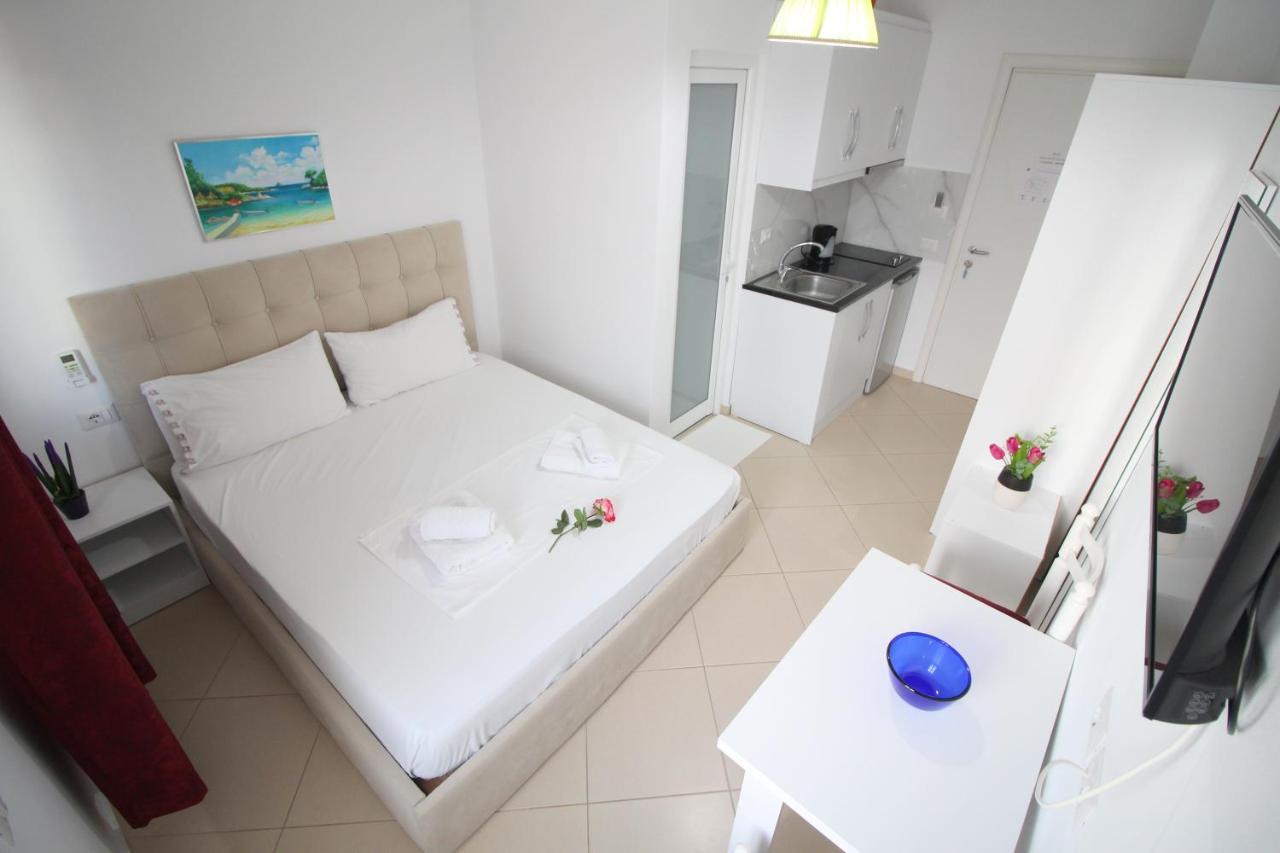 Emerald Inn Ksamil Ngoại thất bức ảnh