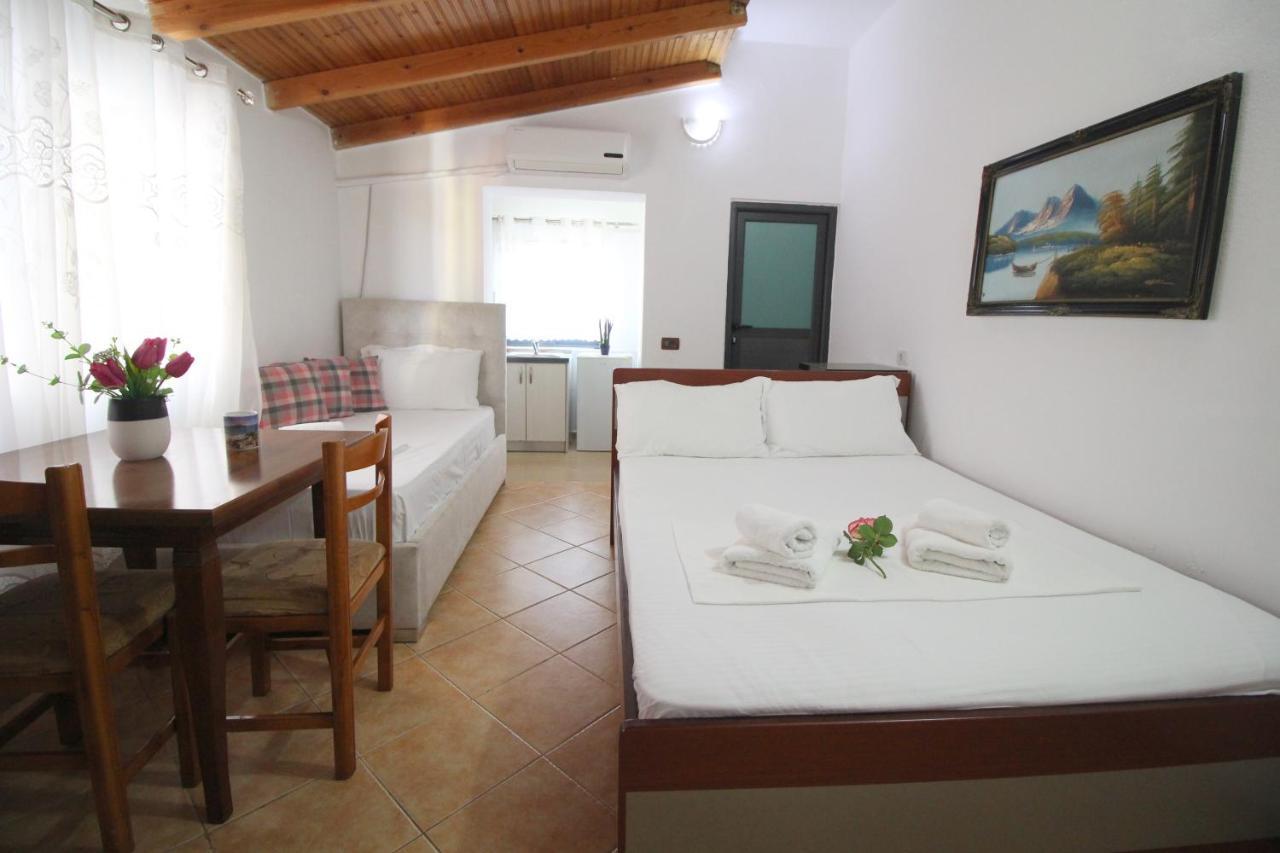 Emerald Inn Ksamil Ngoại thất bức ảnh